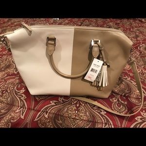 Medium size new purse